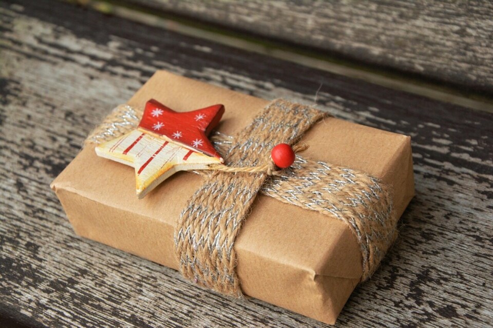 gift, gift package, christmas, packed up, wrapped up, surprise, give away, wrap up, packaging, christmas time, advent season, pleasure, parcel, give a gift, gift, gift, give away, packaging, parcel, parcel, parcel, parcel, parcel